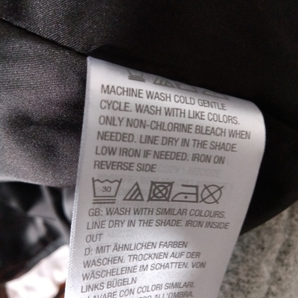 Gilli Black Leather Jacket Sleek Collarless Design - Picture 5 of 6